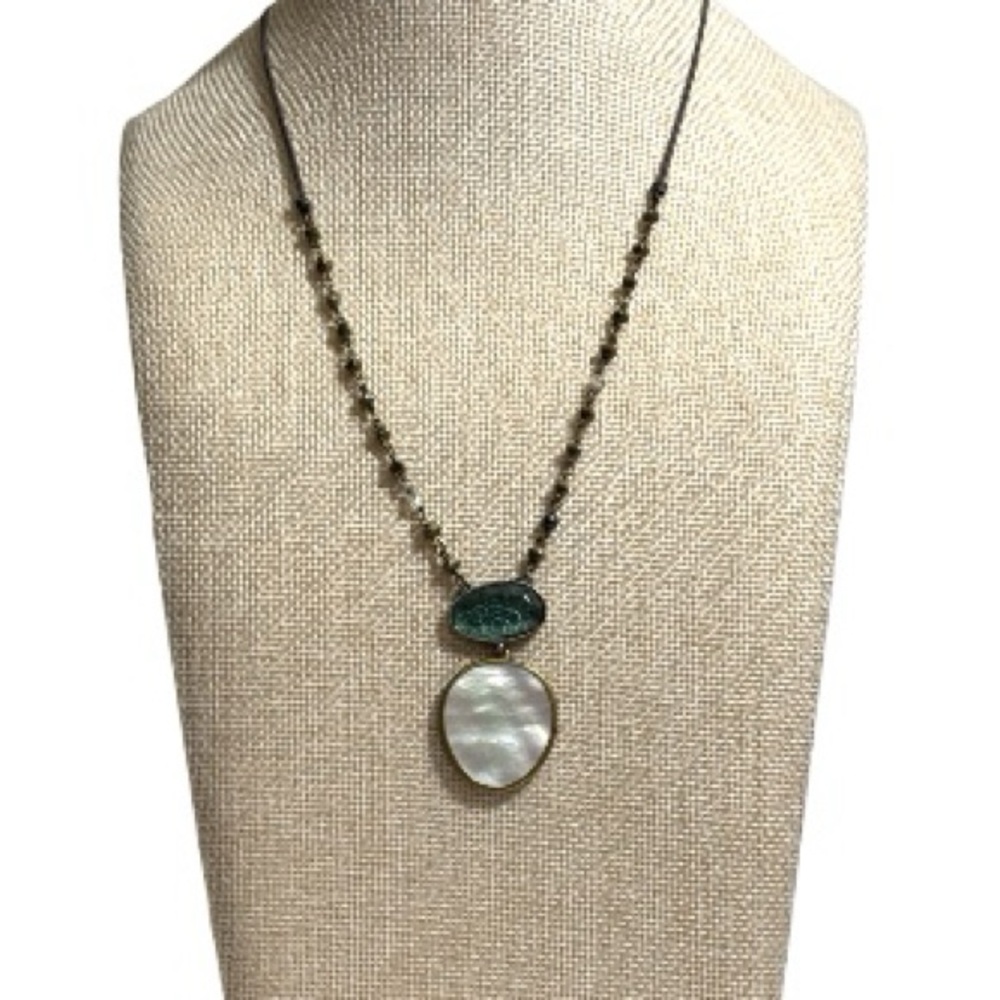 Vintage Mother of Pearl & Glass Filigree Pendant Necklace